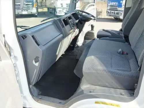 いすゞ エルフ 小型 平ボディ TRG-NPR85AR H31/R1の中古トラック画像10