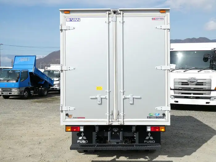 三菱 キャンター 小型 アルミバン 2TG-FBA00 R3の中古トラック画像3