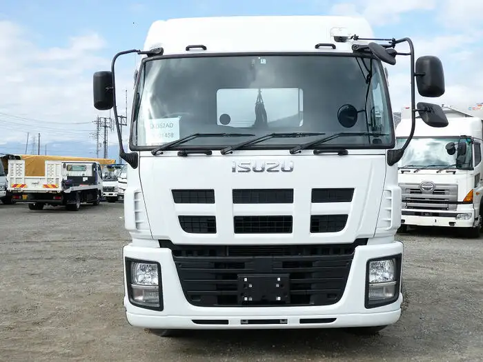 いすゞ ギガ 大型 トラクター ハイルーフ 1デフの中古トラック画像2