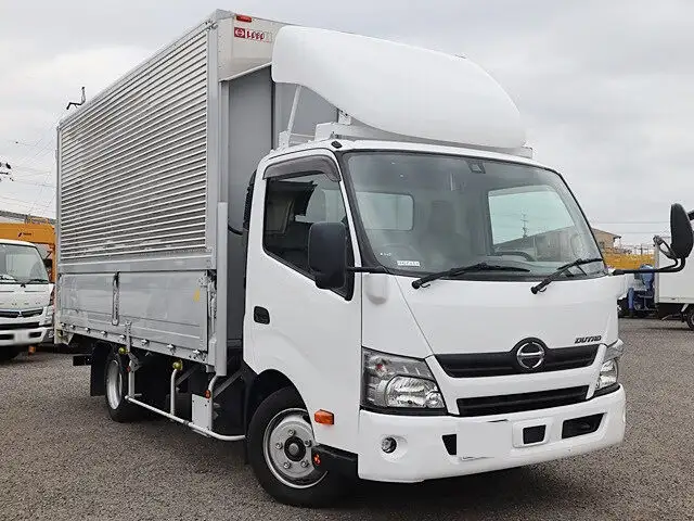 日野 デュトロ 小型 ウイング TKG-XZU710M H30の中古トラック画像2