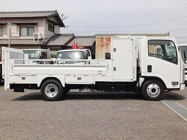 マツダ タイタン 小型 平ボディ パワーゲート TKG-LMR85Nの中古トラック画像3