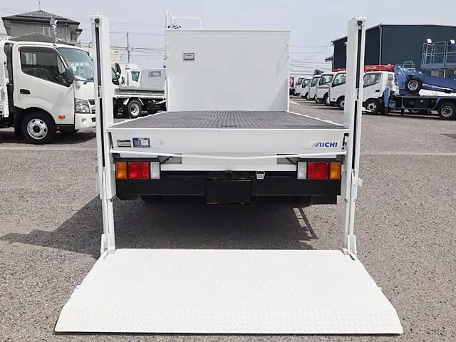 マツダ タイタン 小型 平ボディ パワーゲート TKG-LMR85Nの中古トラック画像9