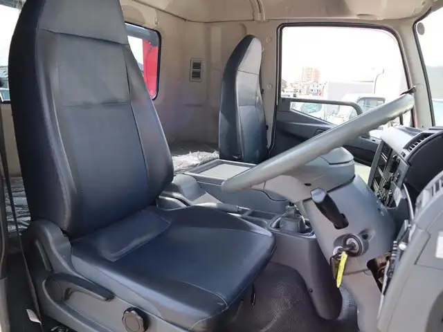三菱 ファイター 中型/増トン 車両重機運搬 ラジコン ウインチの中古トラック画像10