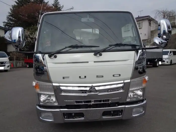 三菱 キャンター 小型 平ボディ 床鉄板 TPG-FBA00の中古トラック画像2