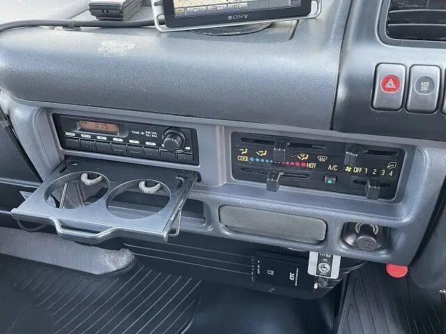 日産 アトラス 小型 アルミバン パワーゲート PB-AKR81ANの中古トラック画像13