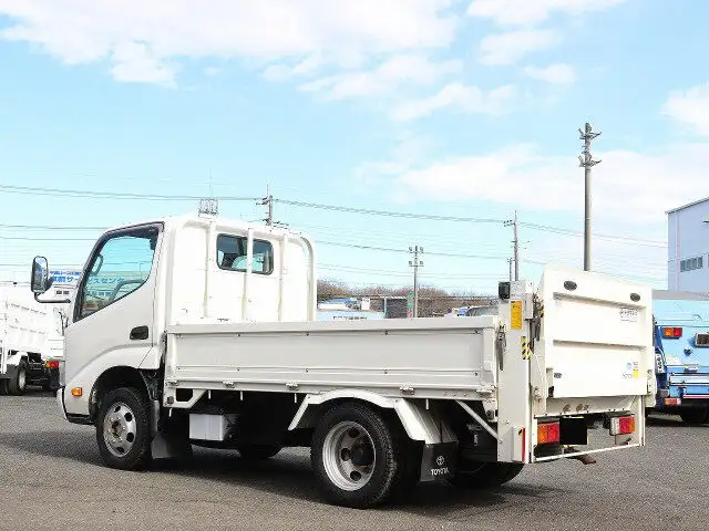 トヨタ ダイナ 小型 平ボディ パワーゲート 床鉄板の中古トラック画像4