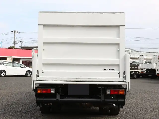 三菱 キャンター 小型 平ボディ パワーゲート TKG-FBA20の中古トラック画像3