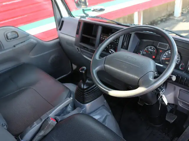 いすゞ エルフ 小型 平ボディ TKG-NHR85A H26の中古トラック画像9