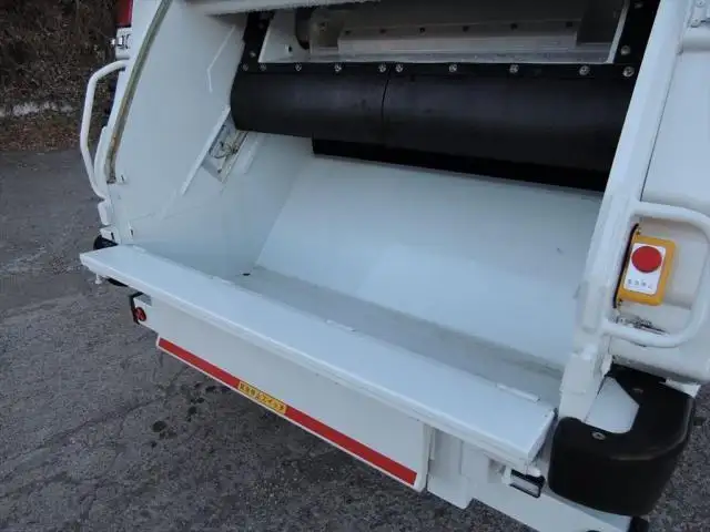 三菱 キャンター 小型 パッカー車 プレス式 2RG-FEAV0の中古トラック画像8
