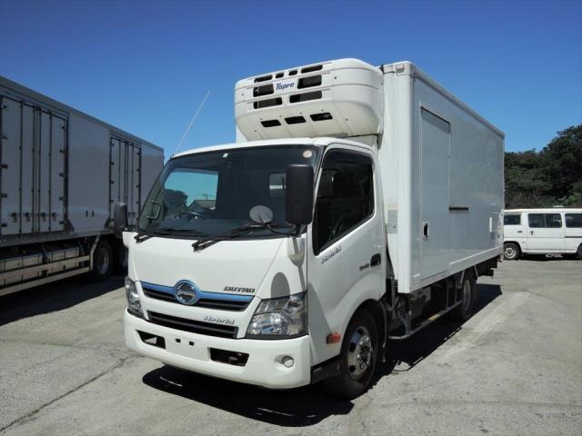 三菱 キャンター 小型 平ボディ 床鉄板 SKG-FBA20 の中古トラック【車両No.138137】