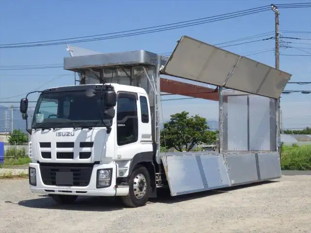 いすゞ ギガ 大型 特殊車両 QKG-CYL77A H26の中古トラック画像1