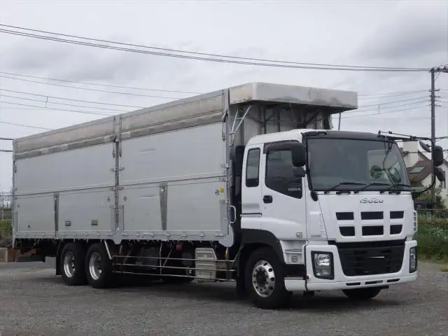 いすゞ ギガ 大型 特殊車両 QKG-CYL77A H26の中古トラック画像2