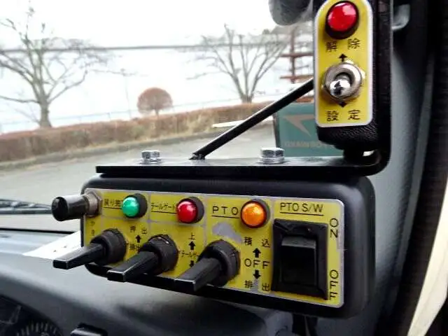 いすゞ エルフ 小型 パッカー車 プレス式 TKG-NMR85ANの中古トラック画像15