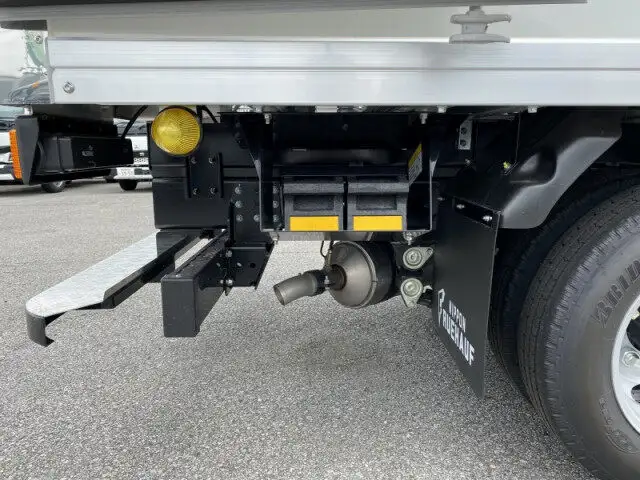 三菱 キャンター 小型 冷凍冷蔵 低温 床アルミの中古トラック画像18