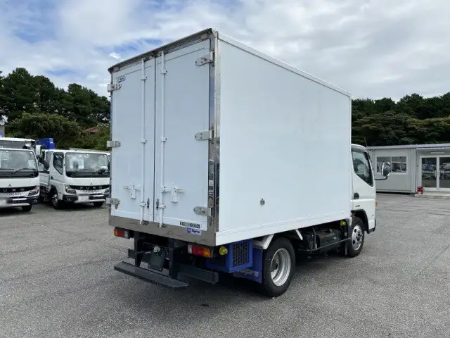 三菱 キャンター 小型 冷凍冷蔵 低温 スタンバイの中古トラック画像3