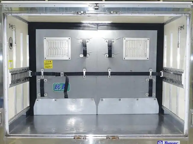 三菱 キャンター 小型 冷凍冷蔵 低温 床ステンの中古トラック画像9