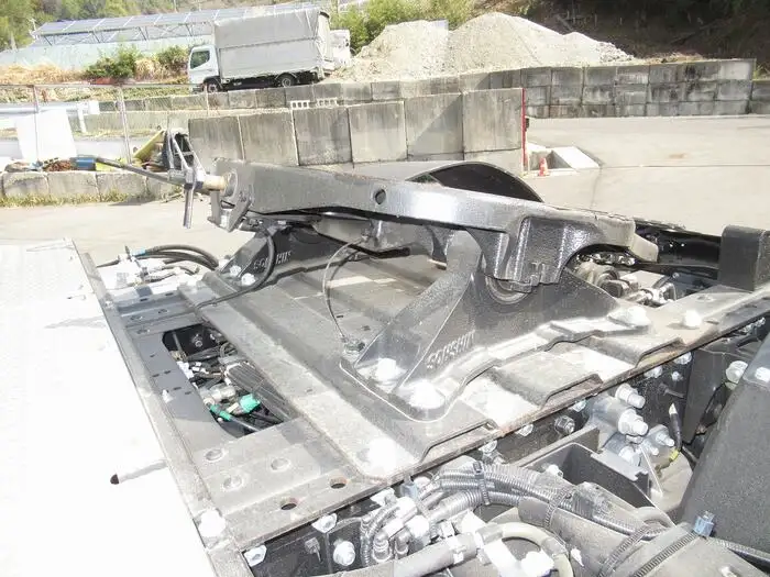 いすゞ ギガ 大型 トラクター ハイルーフ 1デフの中古トラック画像7