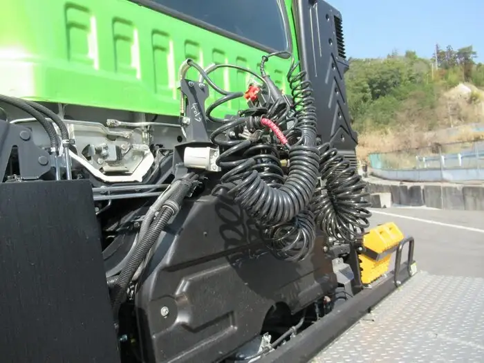 いすゞ ギガ 大型 トラクター ハイルーフ 1デフの中古トラック画像4