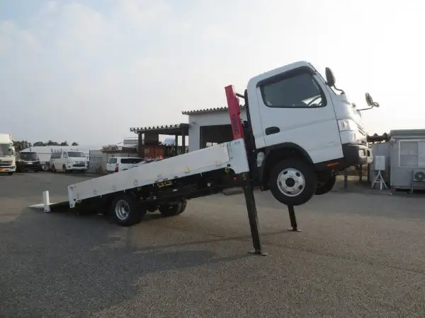 三菱 キャンター 小型 車両重機運搬 ラジコン ウインチの中古トラック画像10