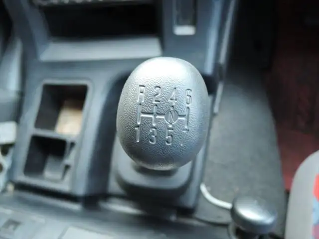 いすゞ ギガ 大型 特殊車両 PJ-CYM77V6 H17の中古トラック画像15
