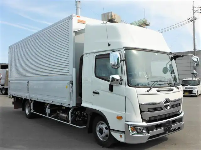 日野 レンジャー 中型/増トン ウイング エアサス ベッドの中古トラック画像2