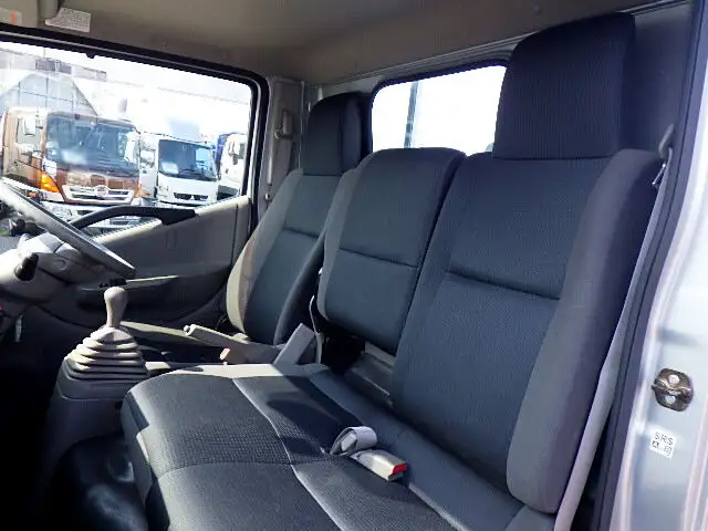 日産 アトラス 小型 平ボディ パワーゲート 床鉄板の中古トラック画像11