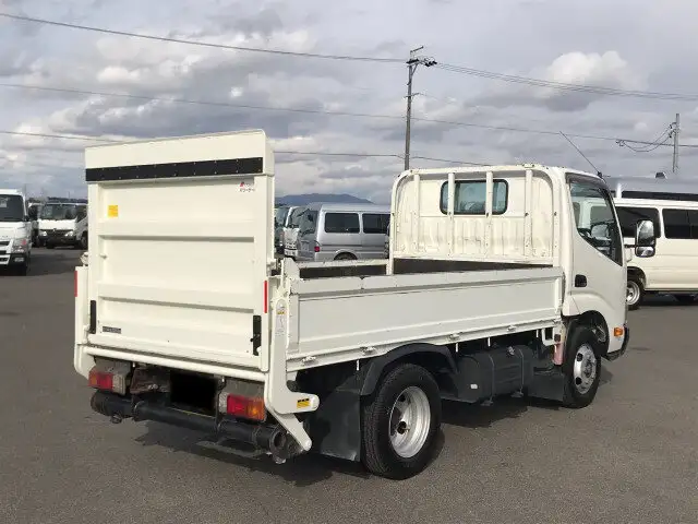 日野 デュトロ 小型 平ボディ パワーゲート TKG-XZC605Mの中古トラック画像3