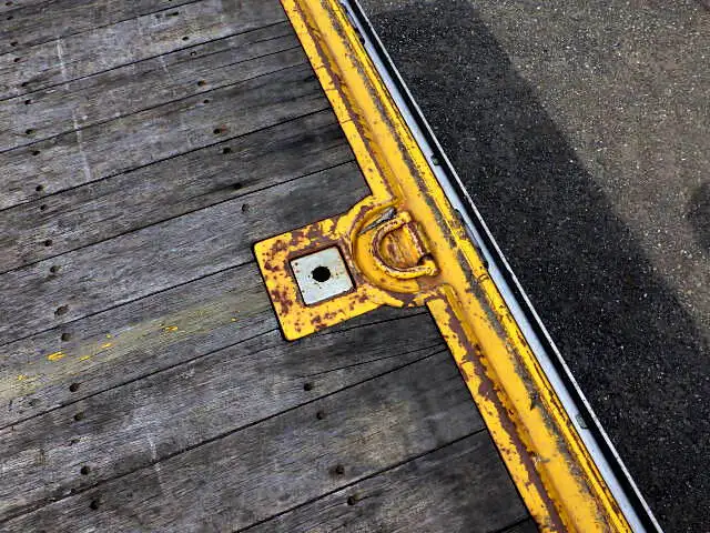 三菱 ファイター 中型/増トン 平ボディ アルミブロック エアサスの中古トラック画像9