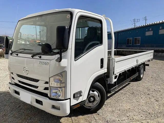 マツダ タイタン 小型 平ボディ TRG-LPR85AR H29の中古トラック画像1