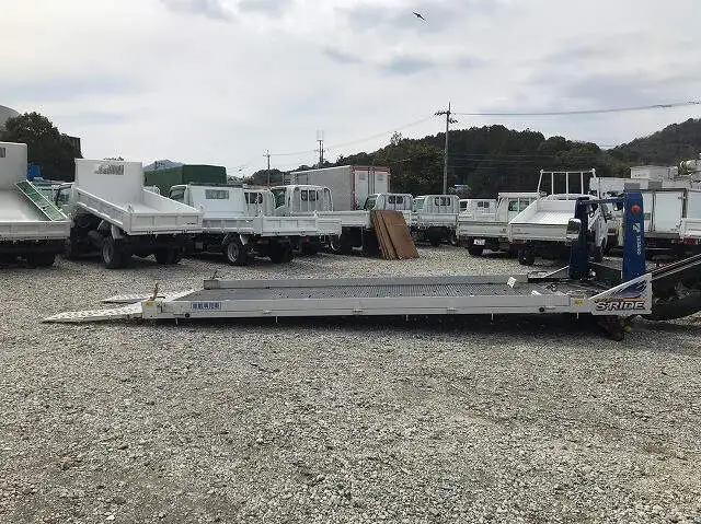 いすゞ エルフ 小型 車両重機運搬 ラジコン ウインチの中古トラック画像6