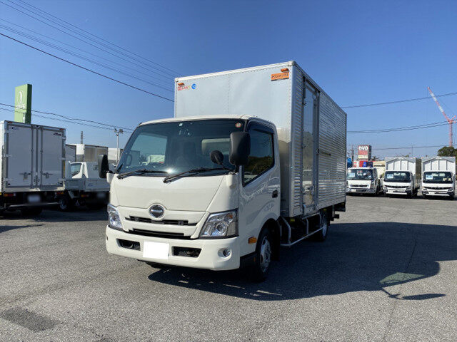 三菱 キャンター 小型 アルミバン TPG-FBA20 H30 の中古トラック【車両No.124011】