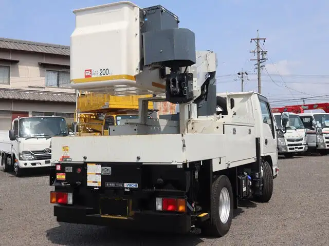いすゞ エルフ 小型 高所・建柱車 高所作業車 2RG-NKR88ANの中古トラック画像3
