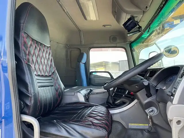 日産UD クオン 大型 ダンプ ベッド ADG-CW4XLの中古トラック画像10