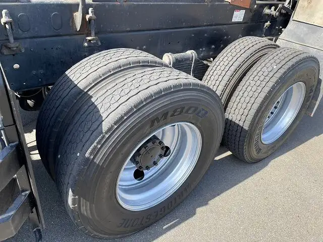 日産UD クオン 大型 ダンプ ベッド ADG-CW4XLの中古トラック画像20