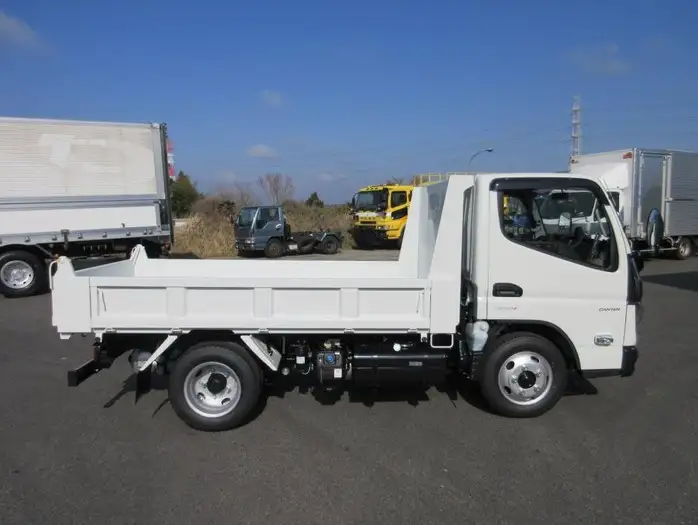 三菱 キャンター 小型 ダンプ 強化 2RG-FBA60の中古トラック画像3