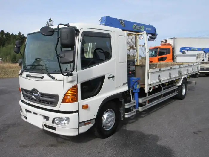 日野 レンジャー 中型/増トン クレーン付 床鉄板 3段の中古トラック画像1