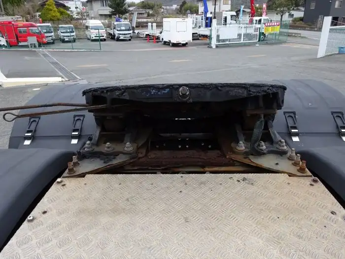 ボルボ トラック 大型 トラクター 2デフ ベッドの中古トラック画像10