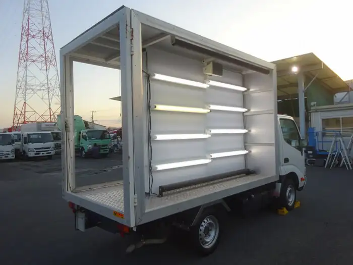 トヨタ ダイナ 小型 特殊車両 ABF-TRY230 H25の中古トラック画像2