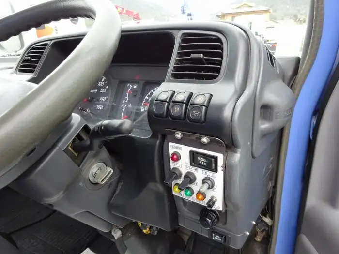 日産 アトラス 小型 パッカー車 プレス式 PB-AKR81ANの中古トラック画像14