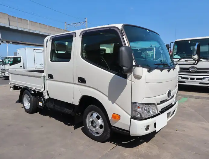 トヨタ ダイナ 小型 平ボディ Wキャブ 2PG-GDY231の中古トラック画像2