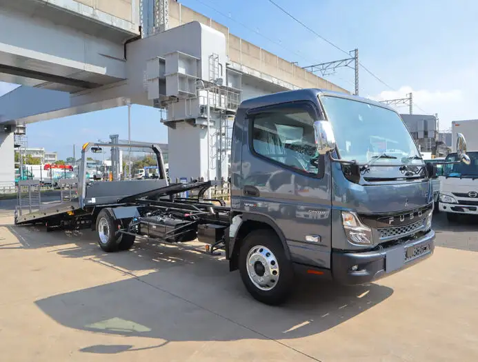 三菱 キャンター 小型 車両重機運搬 ラジコン ウインチの中古トラック画像2