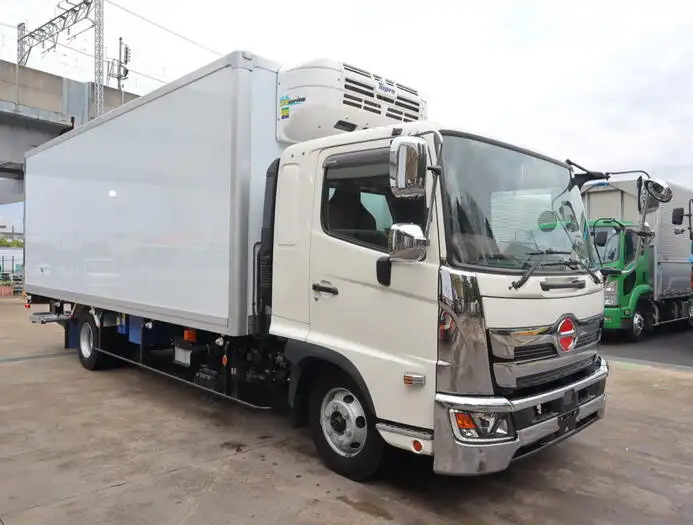 日野 レンジャー 中型/増トン 冷凍冷蔵 低温 パワーゲートの中古トラック画像2