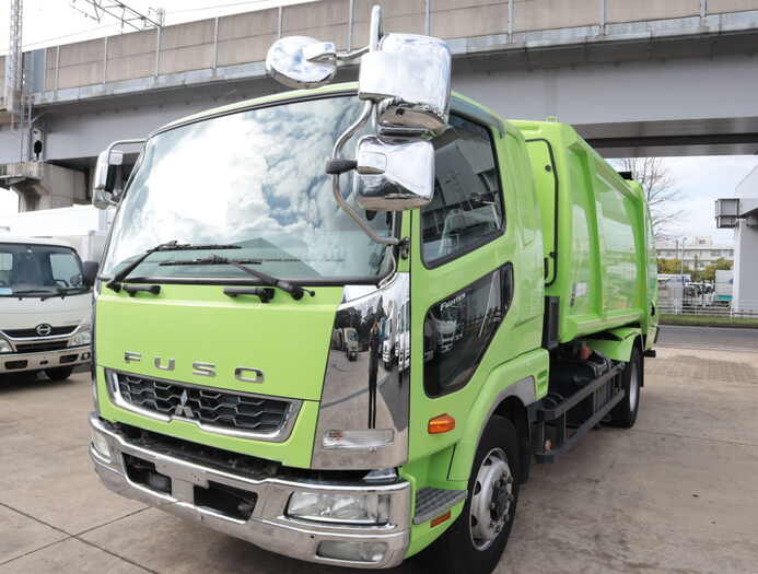 三菱 キャンター 小型 ウイング 床鉄板 FEA50-540085 の中古トラック【車両No.141646】