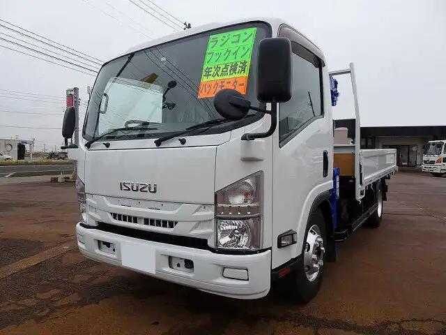 いすゞ エルフ 小型 クレーン付 4段 ラジコンの中古トラック画像1