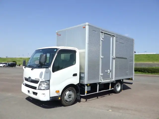 日野 デュトロ 小型 アルミバン サイドドア TPG-XZU710Mの中古トラック画像1
