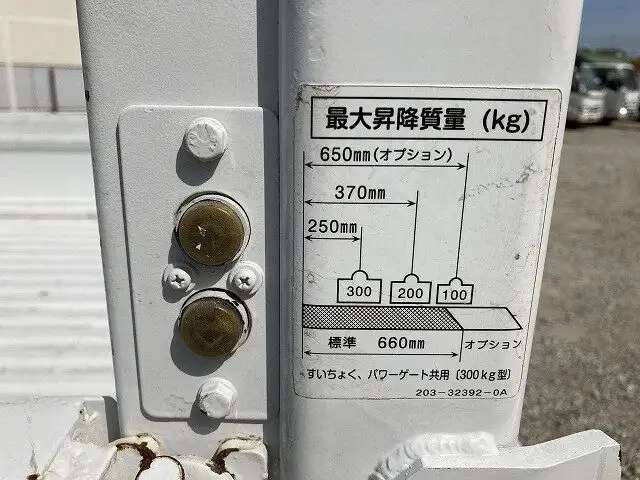 マツダ ボンゴ 小型 平ボディ パワーゲート ABF-SK82Tの中古トラック画像6
