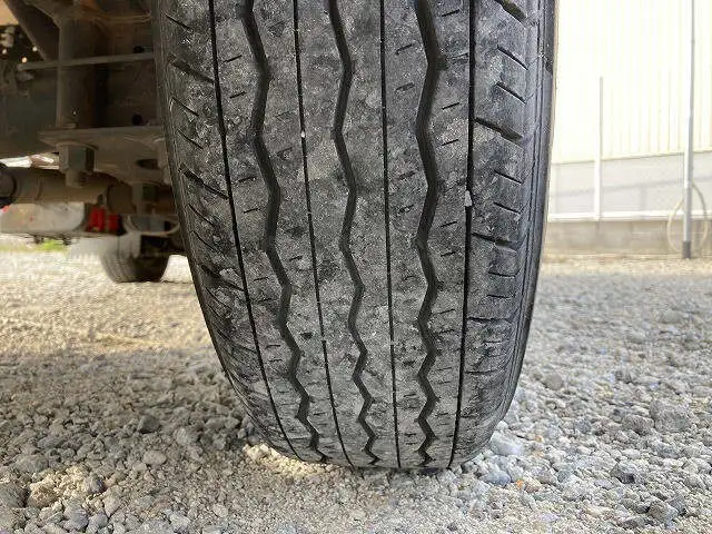 いすゞ エルフ 小型 平ボディ KR-NHR69 H18の中古トラック画像19
