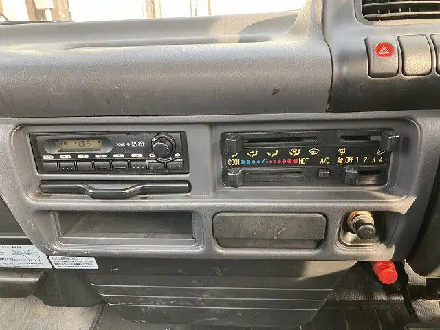 いすゞ エルフ 小型 平ボディ KR-NHR69 H18の中古トラック画像10