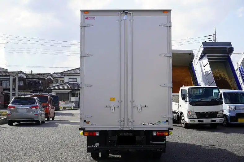 三菱 キャンター 小型 アルミバン サイドドア 2RG-FBA20の中古トラック画像3