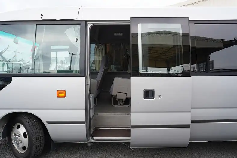 トヨタ コースター 小型 バス マイクロバス SDG-XZB50の中古トラック画像5